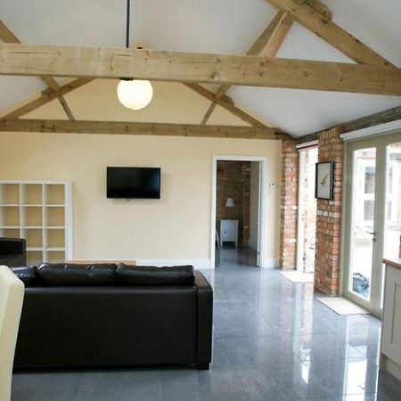 Pheasants Roost At Tove Valley Cottages Towcester Exterior foto